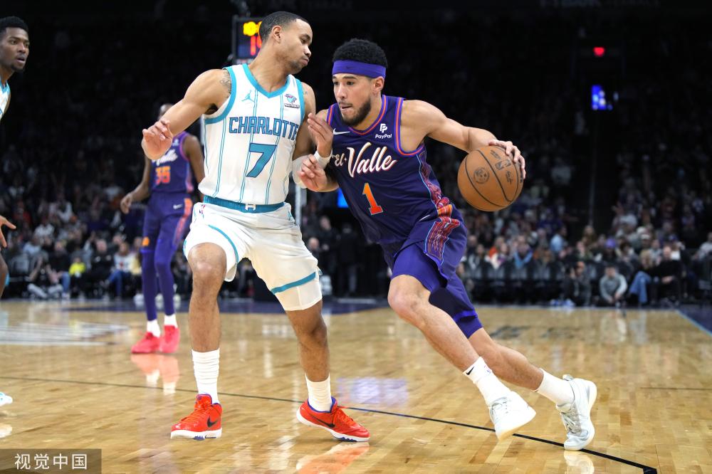 但他在场上 但他在场上