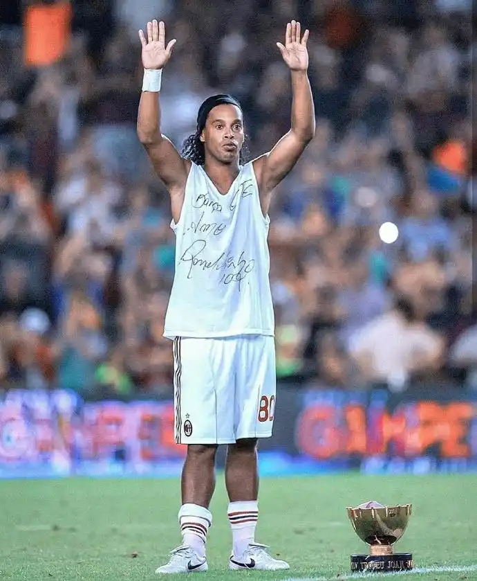 市场与舆论 市场与舆论