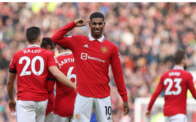 斯图加特体育总监＆主帅：我们坚信沃尔特马德会选择留队