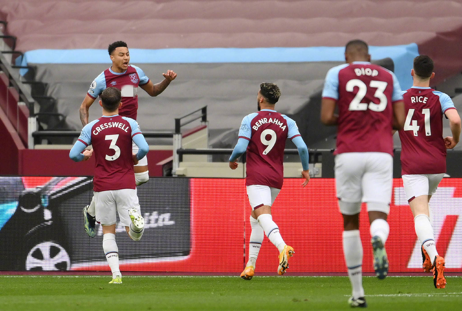 同时忽视对 同时忽视对