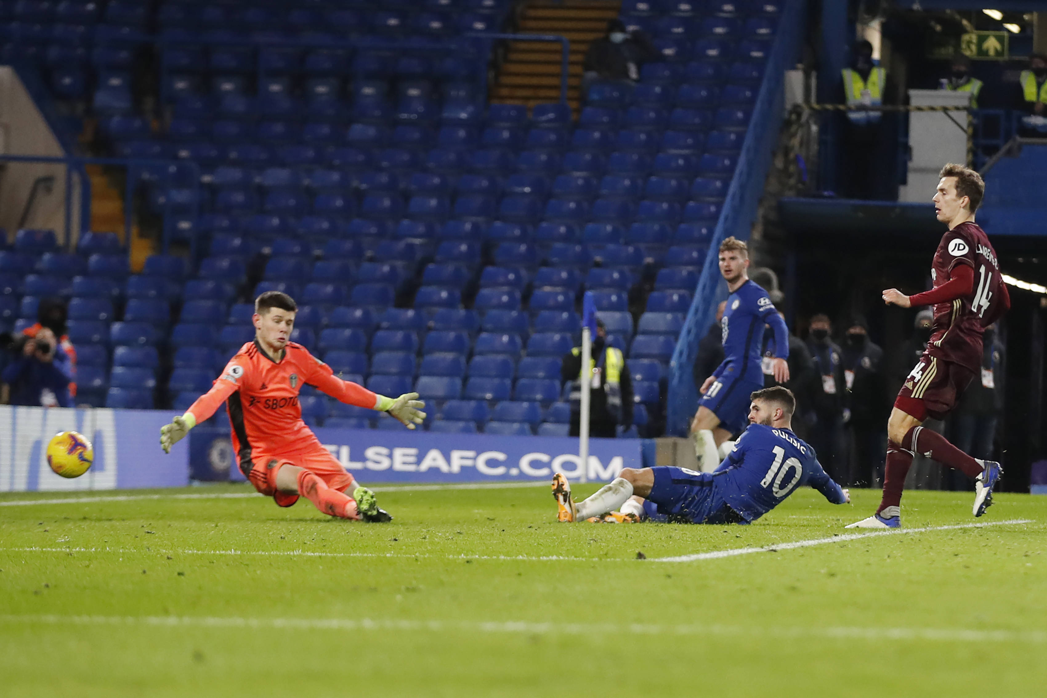 随着最新一 随着最新一